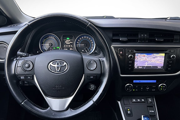 Toyota Auris 9 of 19