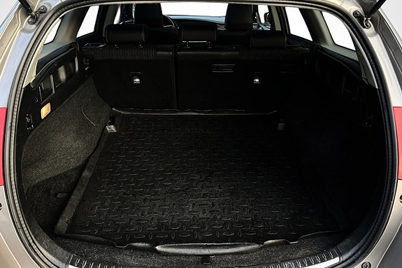 Toyota Auris 19 of 19
