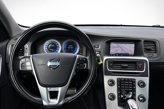 Volvo S60 13 of 19