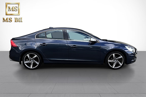 Volvo S60 4 of 19
