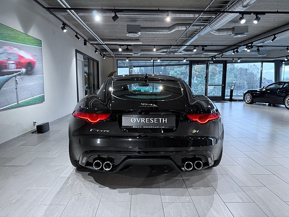 Jaguar F-TYPE 6 of 25