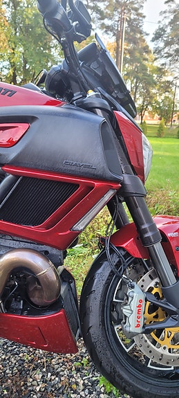 Ducati Diavel 7 of 25