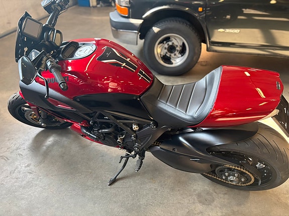 Ducati Diavel 6 of 25