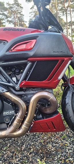 Ducati Diavel 9 of 25