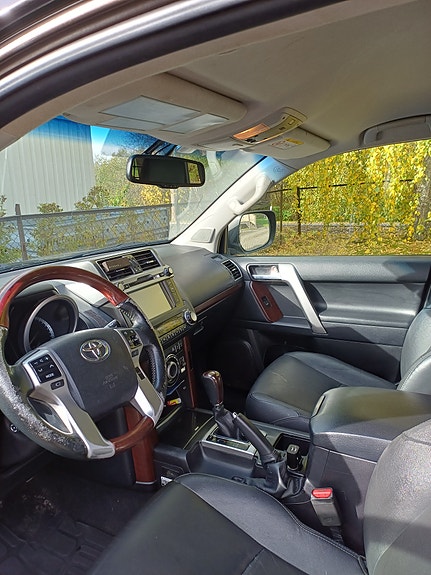 Toyota Land Cruiser 16 of 20