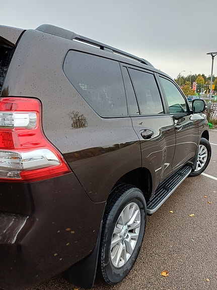 Toyota Land Cruiser 5 of 20