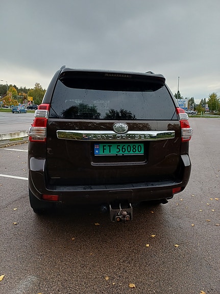 Toyota Land Cruiser 7 of 20