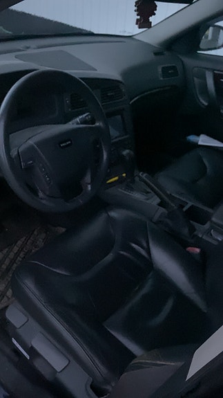 Volvo V70 4 of 6