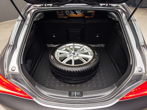Mercedes-Benz CLA180 20 of 30