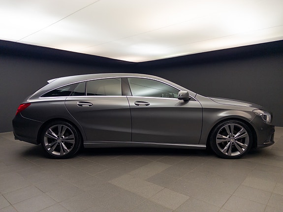 Mercedes-Benz CLA180 5 of 30