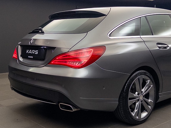 Mercedes-Benz CLA180 18 of 30