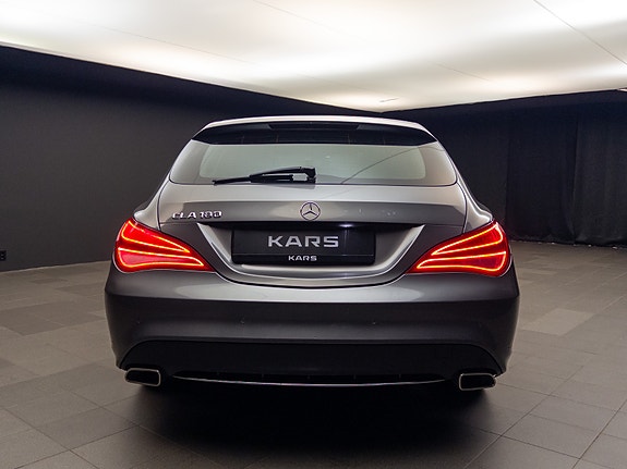 Mercedes-Benz CLA180 11 of 30