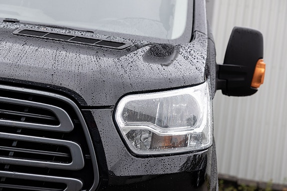 Ford Transit 350 L3 Van 6 of 26