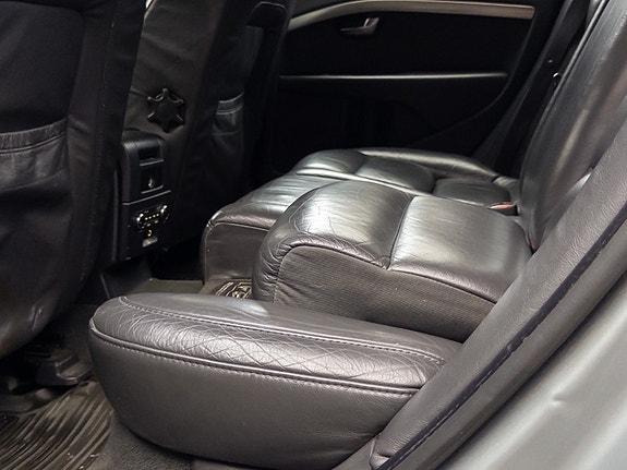 Volvo V70 29 of 30