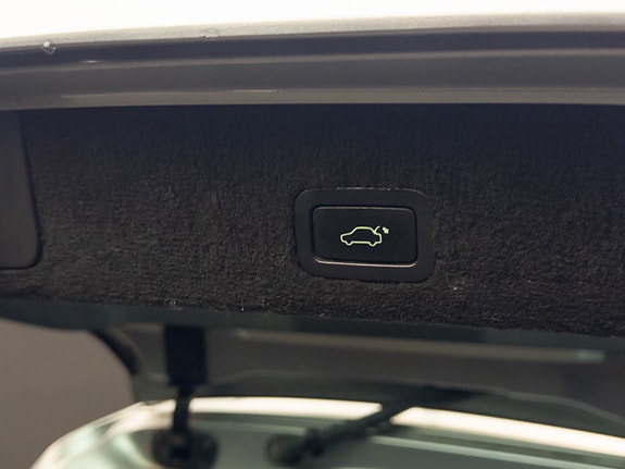Volvo V70 27 of 30