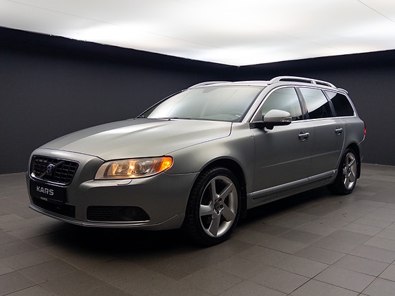 Volvo V70 8 of 30
