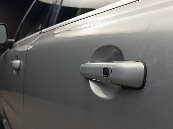 Volvo V70 17 of 30