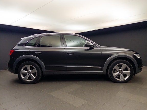 Audi Q5 5 of 30