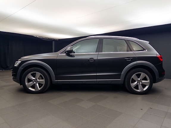 Audi Q5 6 of 30