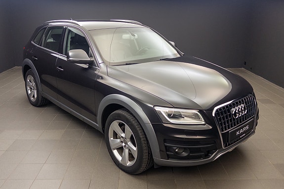 Audi Q5 2 of 30