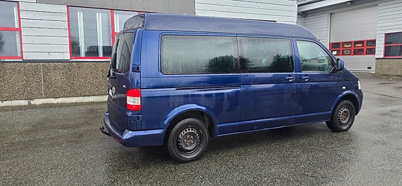 Volkswagen Caravelle 12 of 30