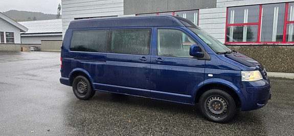 Volkswagen Caravelle 14 of 30