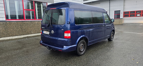 Volkswagen Caravelle 11 of 30