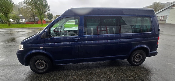 Volkswagen Caravelle 6 of 30