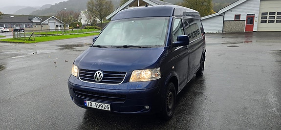Volkswagen Caravelle 4 of 30