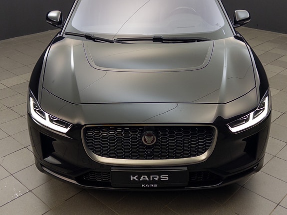 Jaguar I-PACE 19 of 30