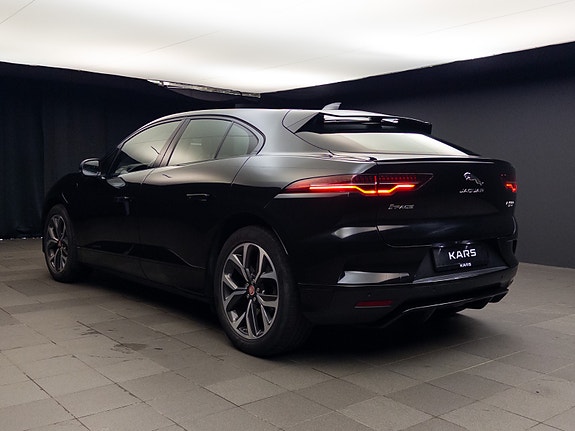 Jaguar I-PACE 12 of 30