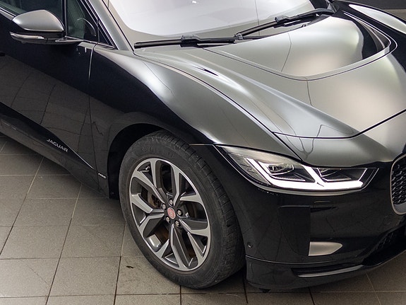Jaguar I-PACE 3 of 30