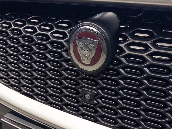 Jaguar I-PACE 21 of 30