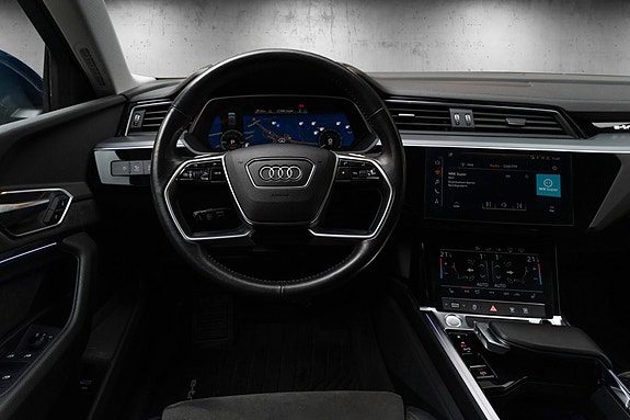Audi e-tron 25 of 30