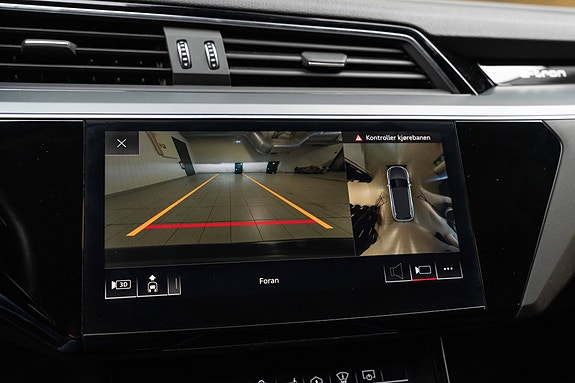 Audi e-tron 18 of 30