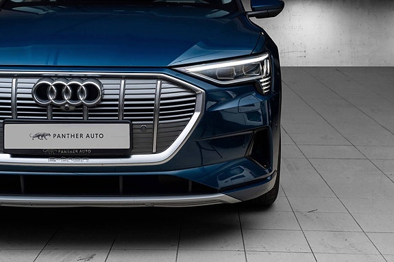 Audi e-tron 6 of 30