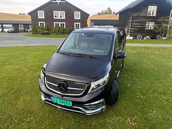 Mercedes-Benz Vito 119 18 of 30