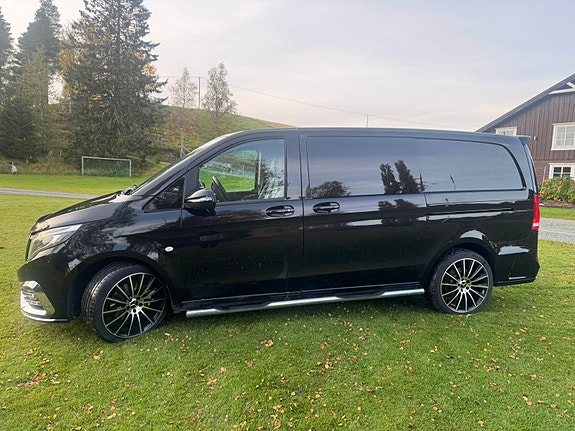 Mercedes-Benz Vito 119 11 of 30
