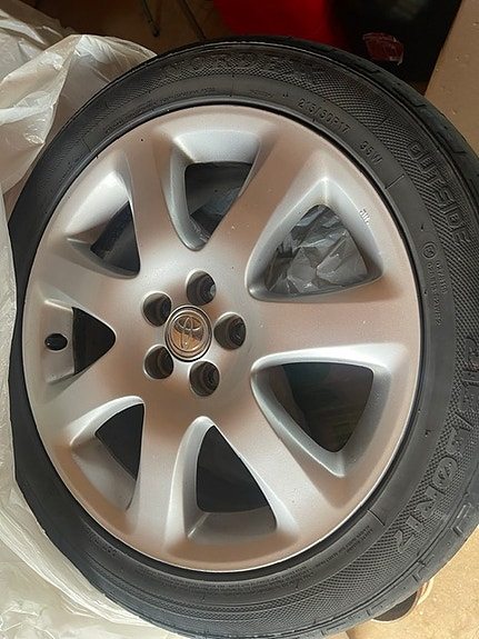 Toyota Avensis 19 of 25