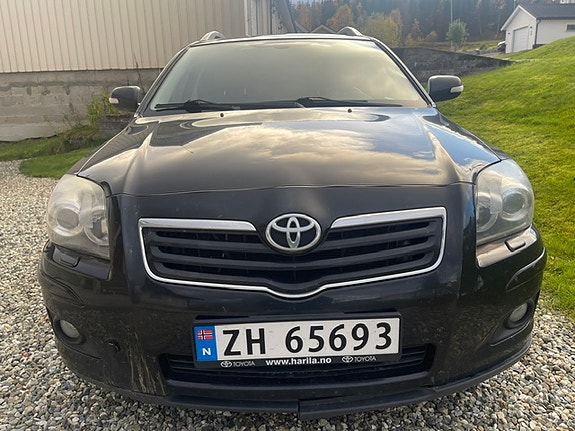 Toyota Avensis 5 of 25