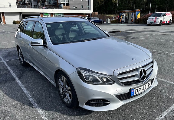Mercedes-Benz E200 d 2 of 20