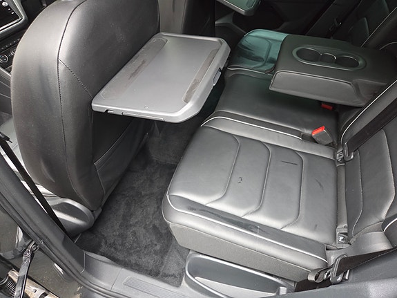 Volkswagen Tiguan 3 of 20