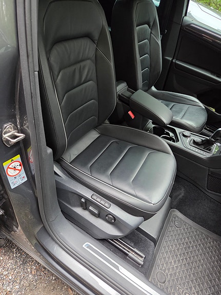 Volkswagen Tiguan 14 of 20