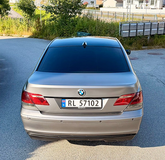 BMW 730d 24 of 30