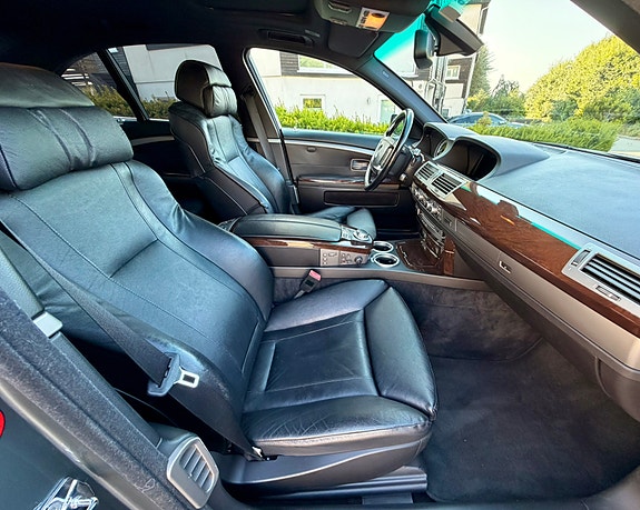 BMW 730d 29 of 30