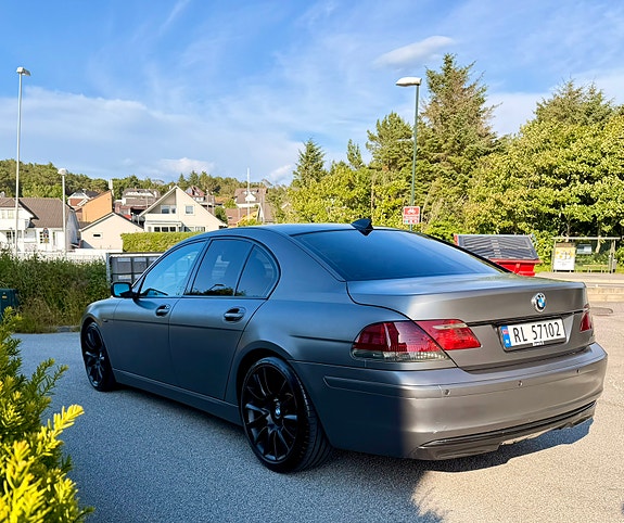 BMW 730d 8 of 30