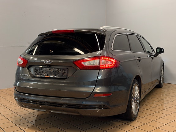 Ford Mondeo 10 of 27