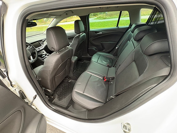 Opel Astra 15 of 30