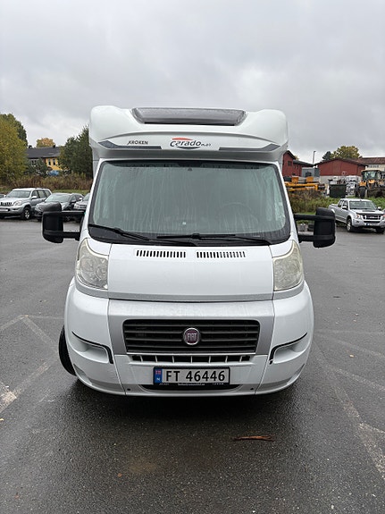 Carado T348 KUN 57000 KM SENKESENG/SYKKELSTATIV/MARKISE/SOLCELLE/TRUMA/FINANS.. 6 of 19