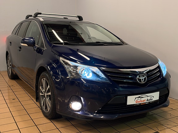 Toyota Avensis 3 of 27